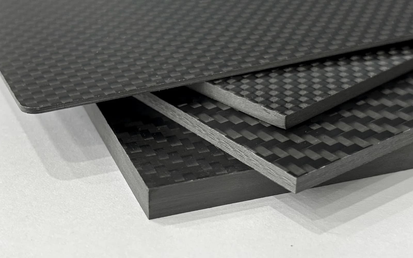 CFRP sheet dimension check for carbon fiber material quality control